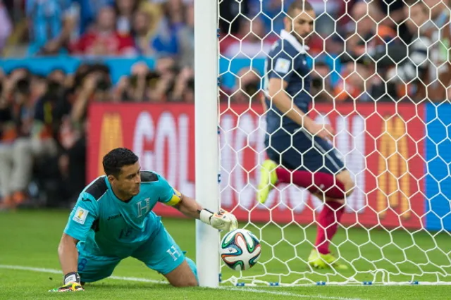 Công nghệ Goal Line: Giải Pháp Xác Định Bàn Thắng 5 Công nghệ goal line tại World Cup 2014