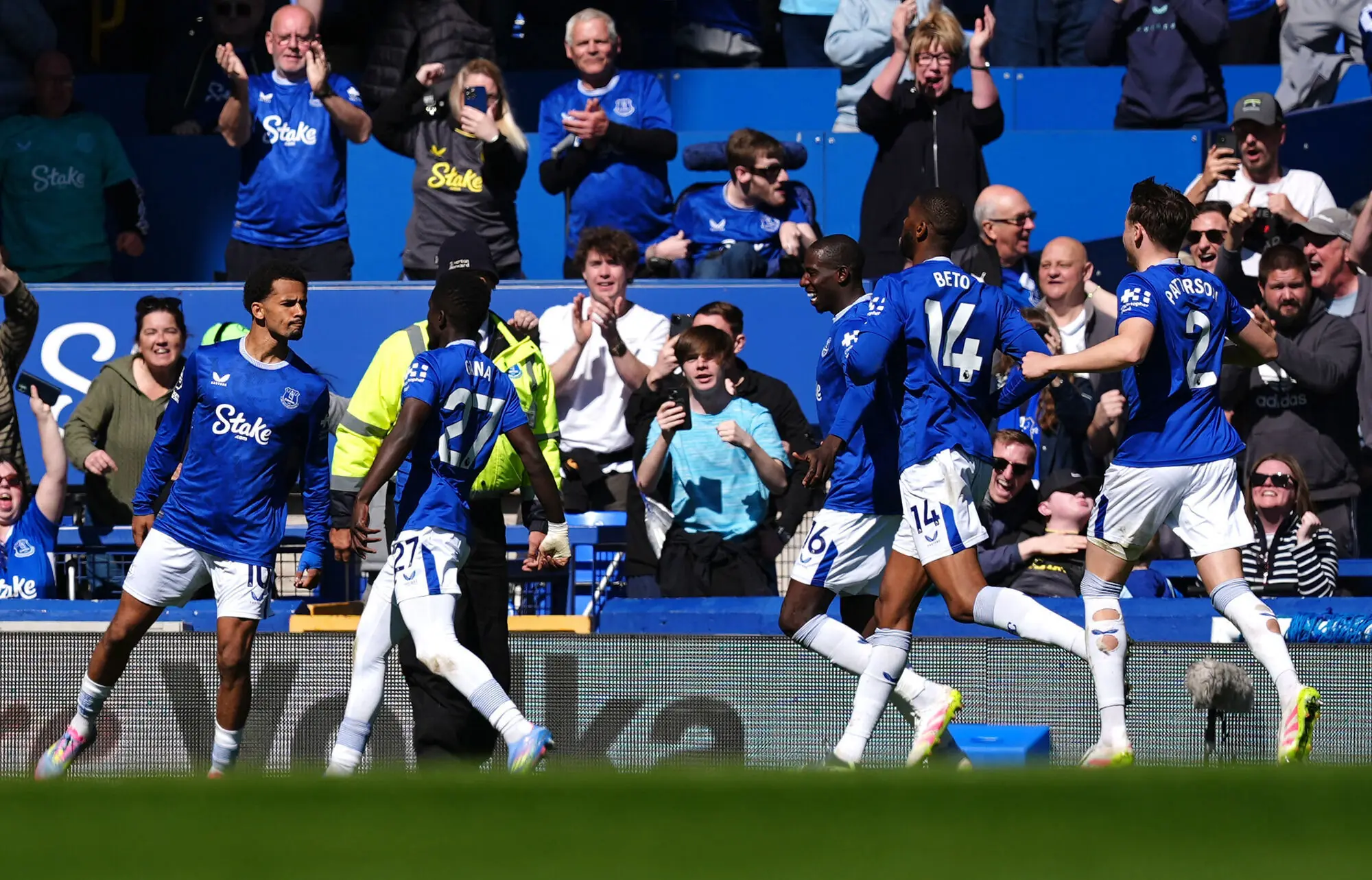 Không còn nhiều mục tiêu nhưng chắc chắn Everton không muốn để thua trên sân nhà. Nguồn ảnh: GettyImages.